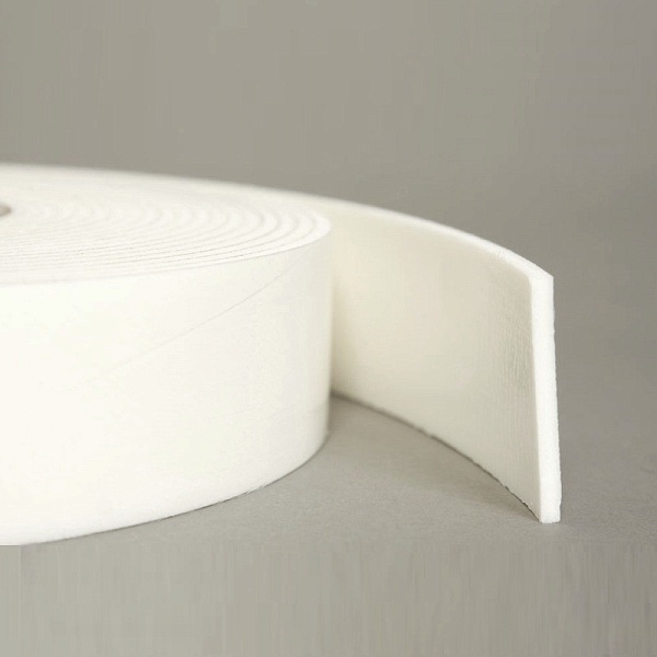 Лента уплотнительная РуфИзол УПЗС 4x8 мм